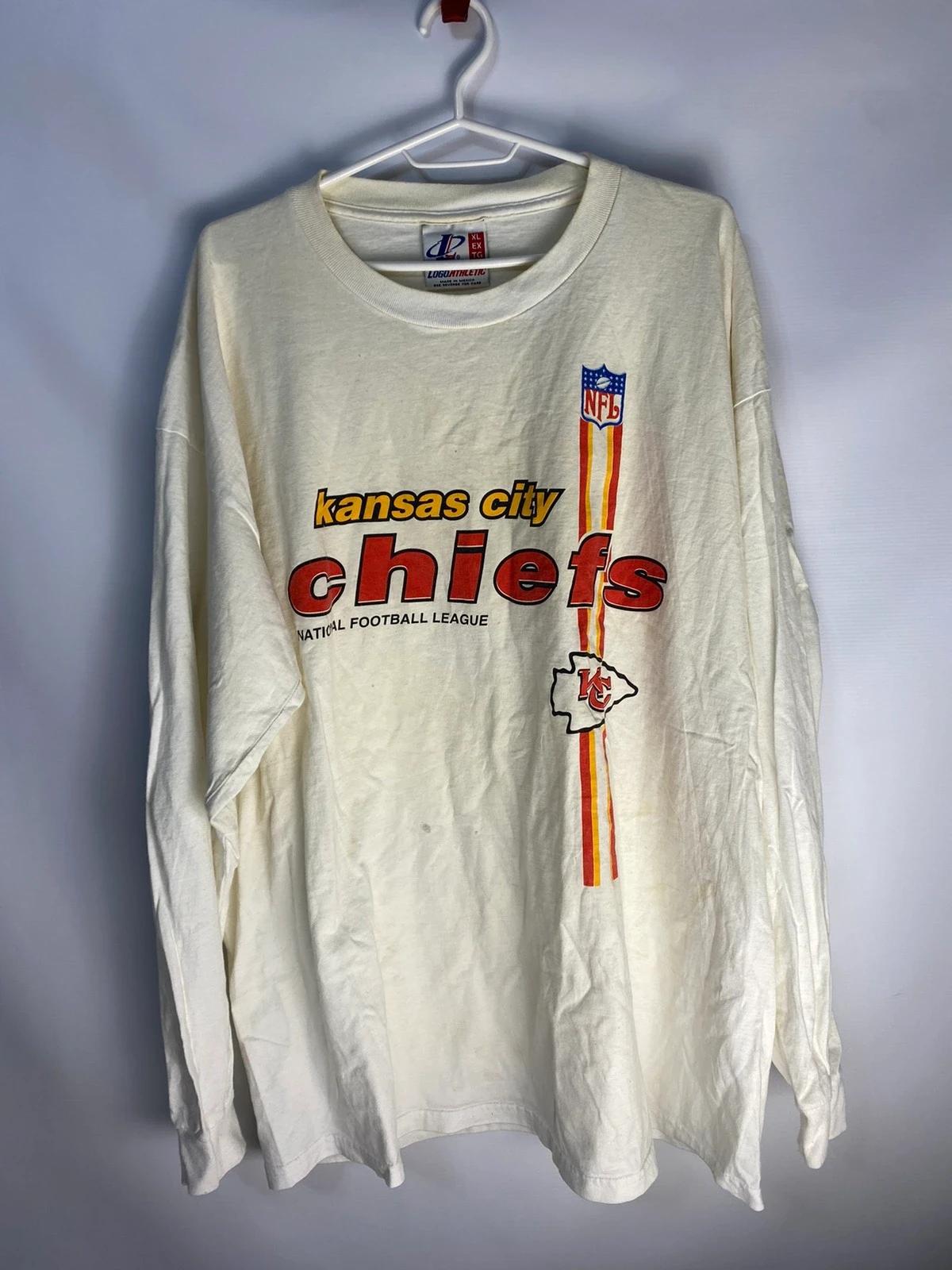 Logo Athletic NFL Chiefs Sweatshirt T-shirt Ideal Gift for NFL Fans