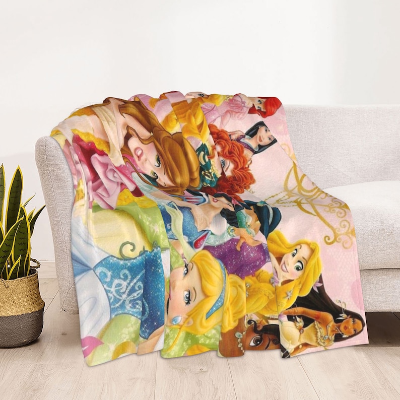Make bedtime magical with a Custom Name Disney Princess Blanket - Image 3