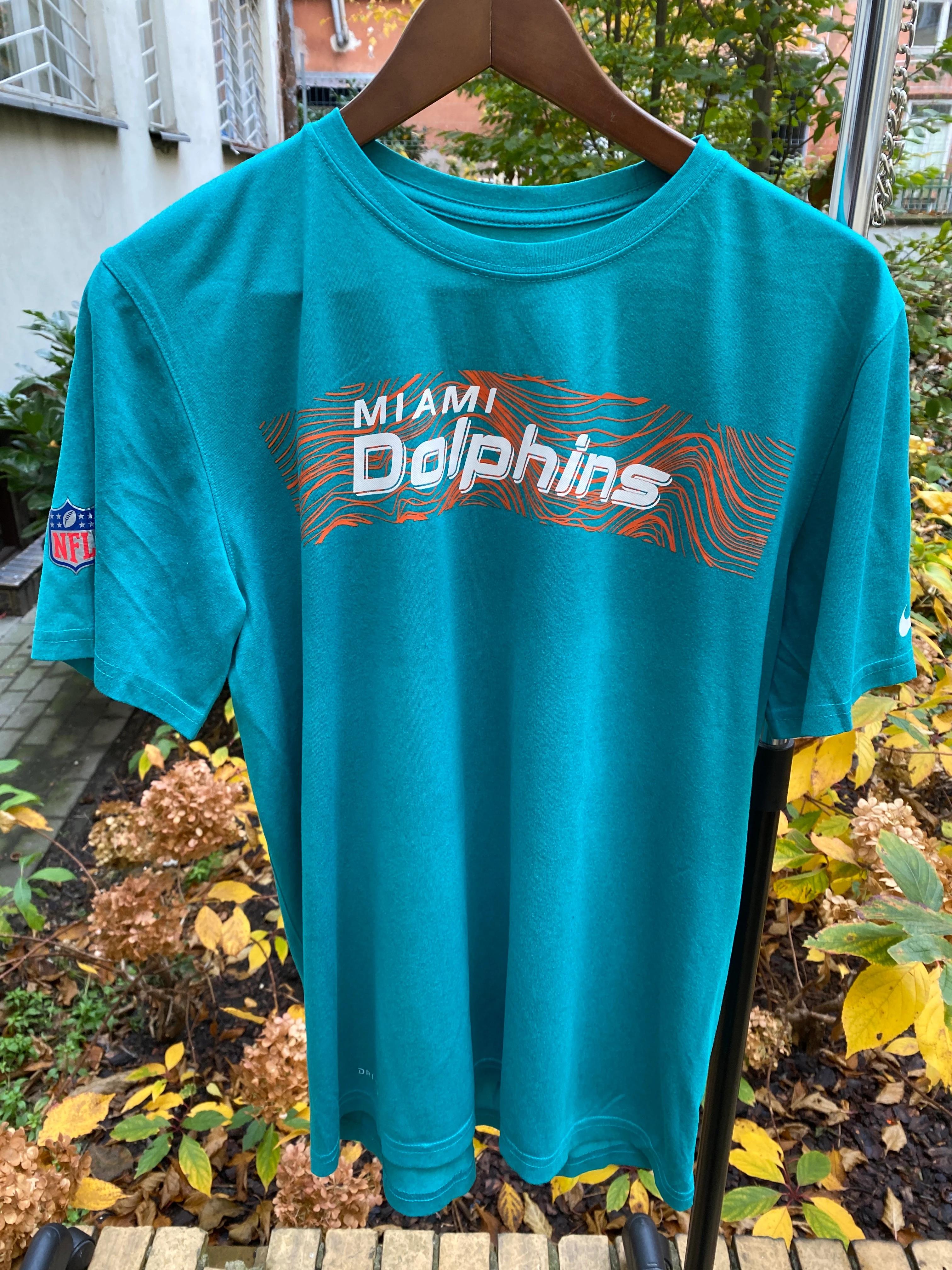 Miami Dolphins NFL Usa Sweatshirt T-shirt Ideal Gift for NFL Fans