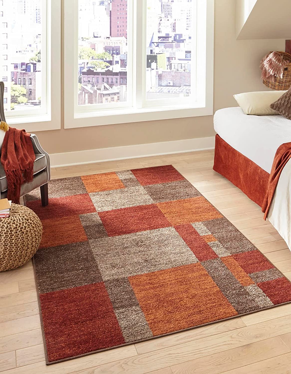 Modern Contemporary Casual Abstract Area Rug with Retro 70s Rug Look, Perfect for Autumn Collection - Image 2