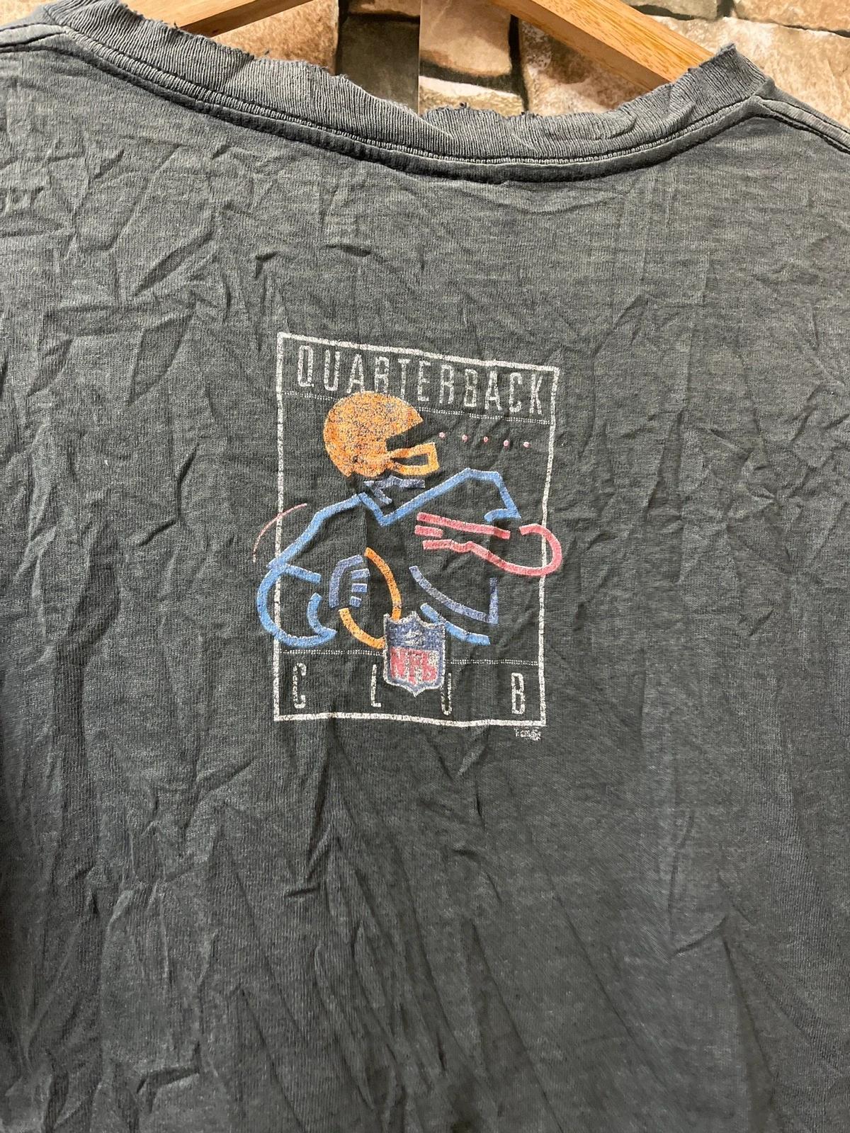 NFL Big Photo 90s Rare Sweatshirt T-shirt Ideal Gift for NFL Fans - Image 2