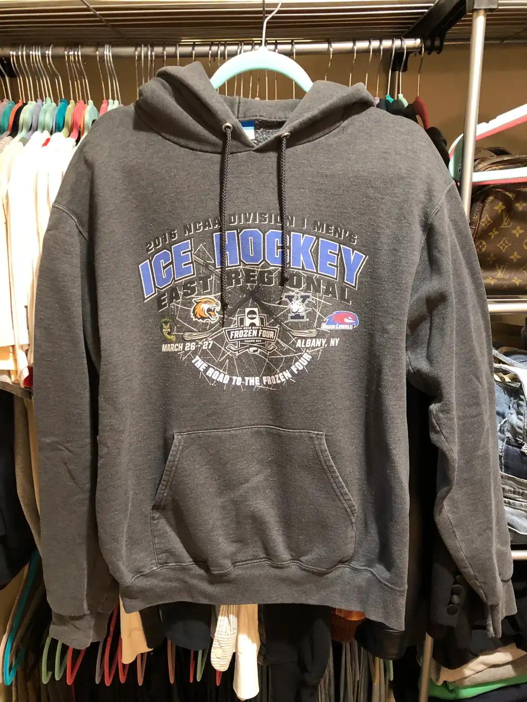 Ncaa Frozen Four 2016 T-Shirt Sweatshirt American Football Sweatshirt Sports Gifts