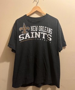 New Orleans Saints Football Sweatshirt T-shirt Ideal Gift for NFL Fans