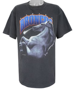 Nfl Denver Broncos X Animal Single Stitch T-Shirt 1993 Vintage Tshirt Unisex Sport Sweatshirt Hoodie Gift