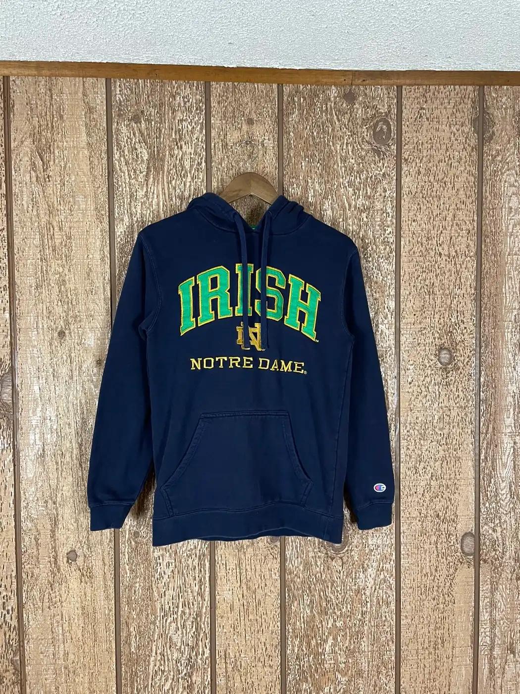 Notre Dame Fighting Irish T-Shirt Sweatshirt American Football Sweatshirt Sports Gifts