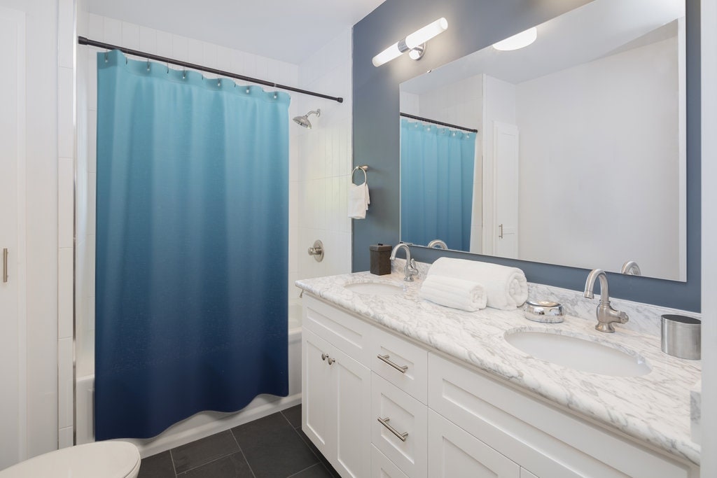 Ombre Dip Dye Shower Curtain, Blue Bathroom Shower Decor, Soft Gradient Bathroom Accessory - Image 3
