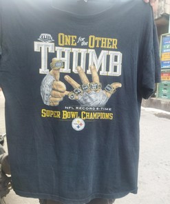 One for The Thumb Pittsburgh Steelers Ring Sweatshirt T-shirt Ideal Gift for NFL Fans