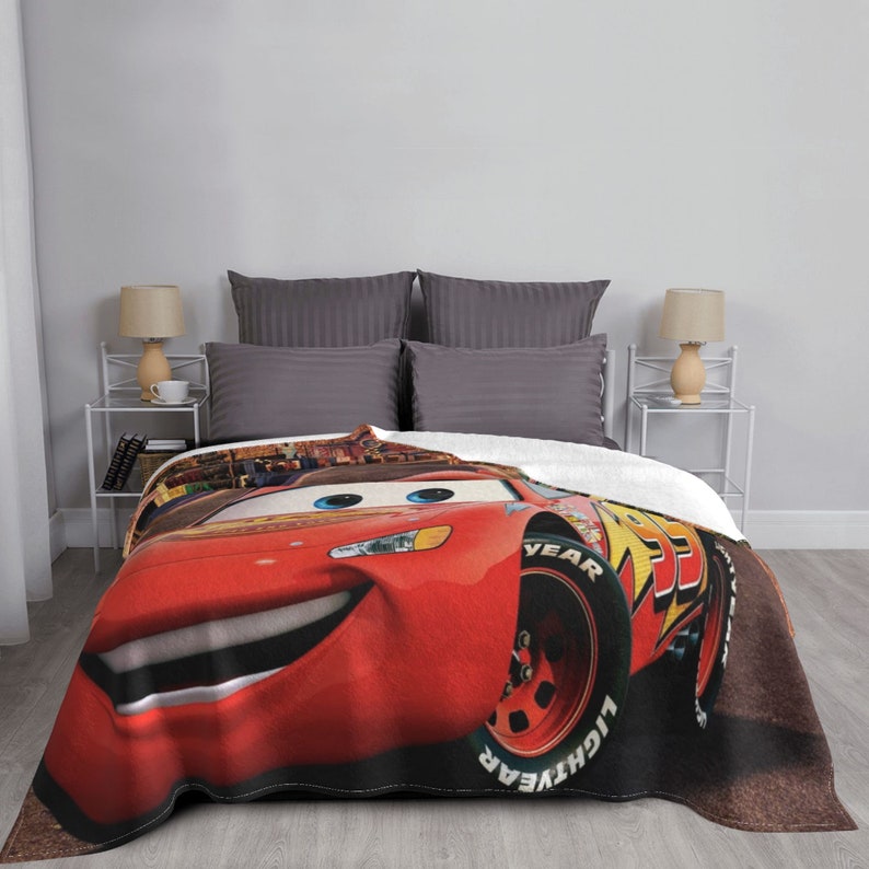 Personalized Cartoon Character Blanket - Soft and Adorable Gift for Kids - Image 3