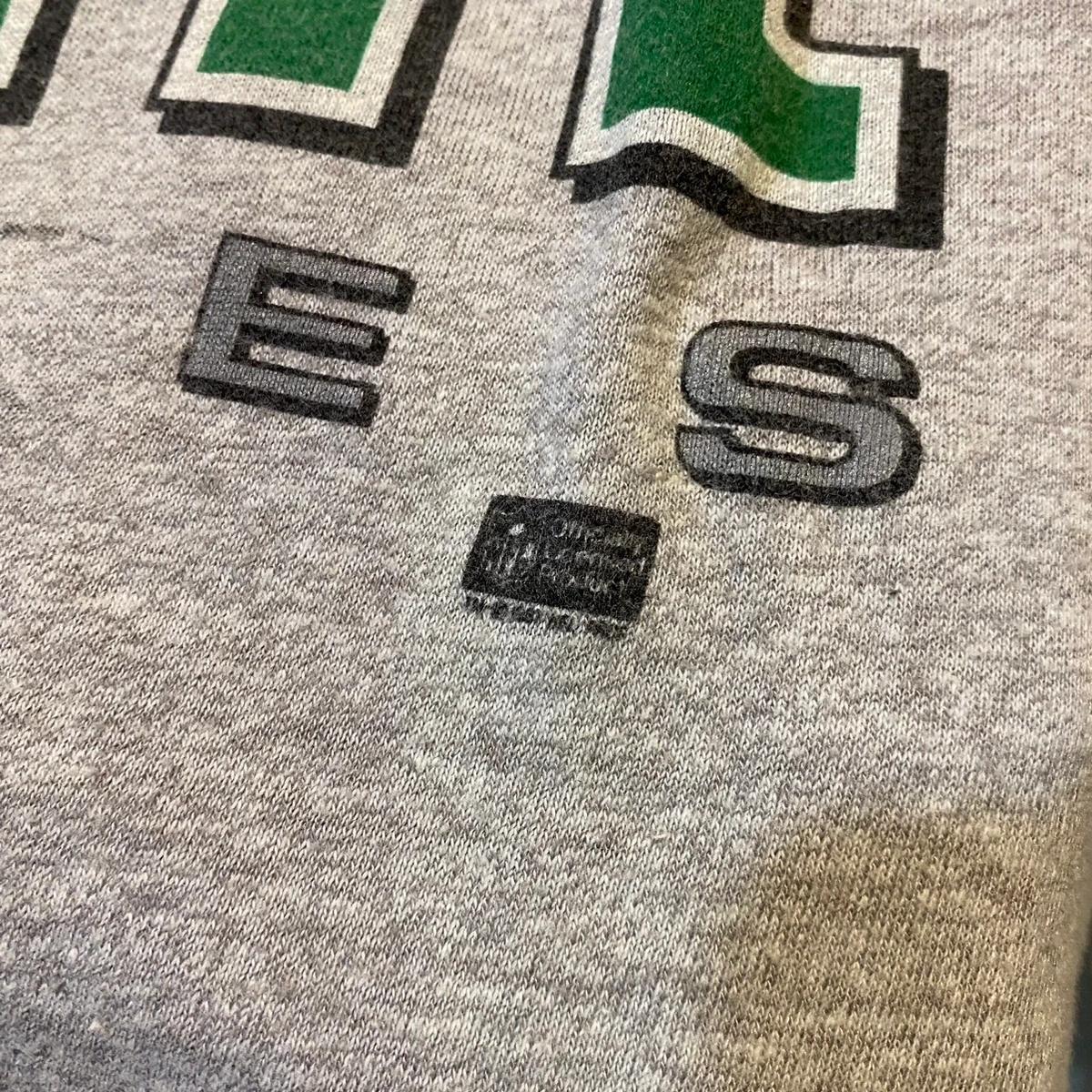 Rare 80’s Eagles Reggi Sweatshirt T-shirt Ideal Gift for NFL Fans - Image 4