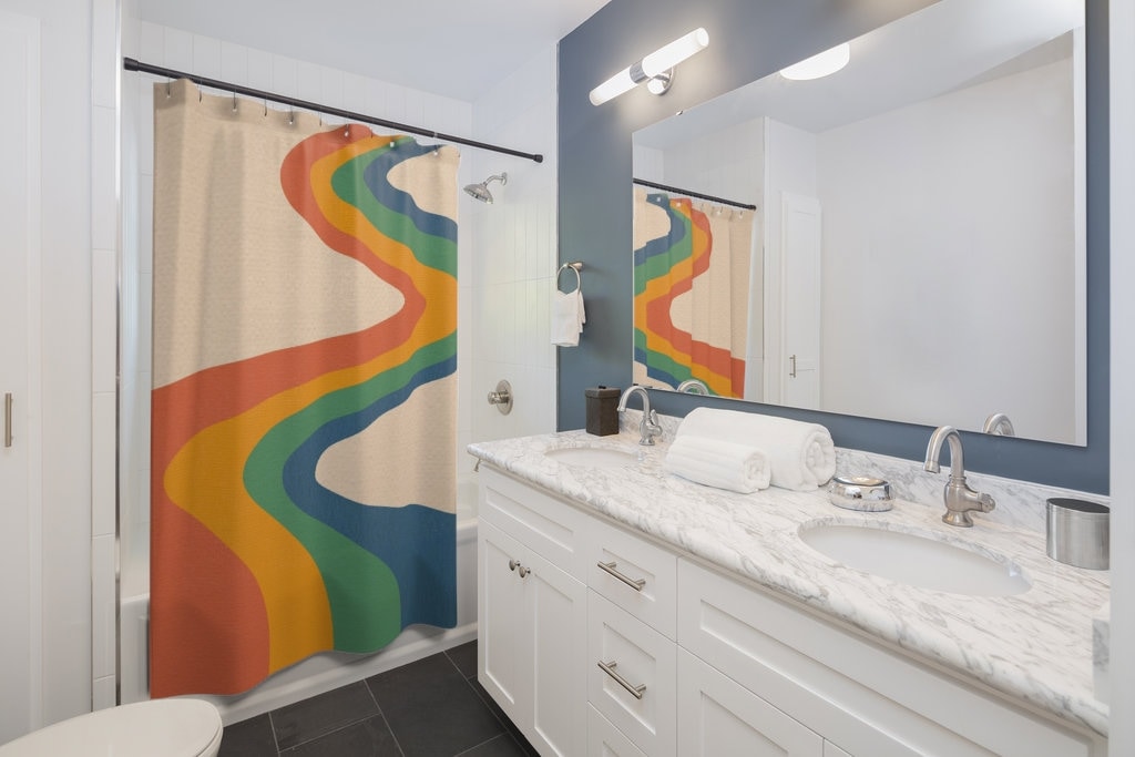 Retro Hippie Shower Curtain, 60s 70s Inspired Bathroom Decor, Groovy Tub Accessory - Image 2