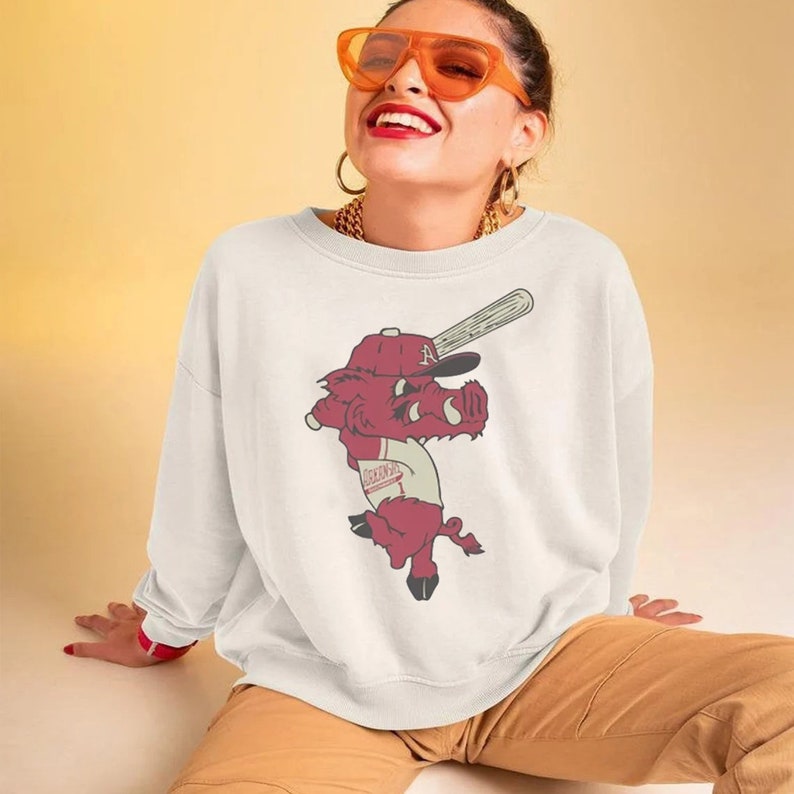 Retro Razorback Baseball Tee, Arkansas College Football Club T-Shirt, Sweatshirt, Hoodie Football Lovers Gift - Image 2