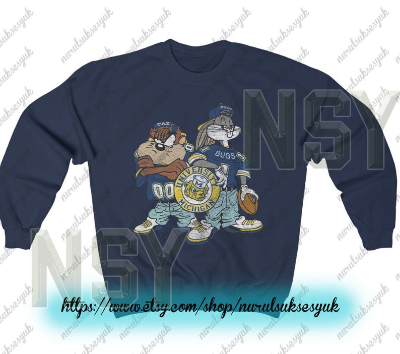 Stay Warm And Stylish With A Vintage College Sweatshirt College, Vintage, Sweatshirt - Image 2