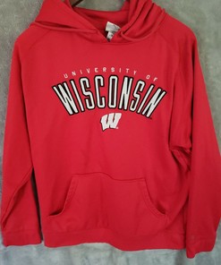 Stay Warm and Stylish with Wisconsin Badgers Vintage Style Champion Hoodie, Sweatshirt, and Shirt Bundle, NCAA Fan Gift