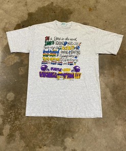 Vikings NFL Vintage Style Sweatshirt T-shirt Ideal Gift for NFL Fans