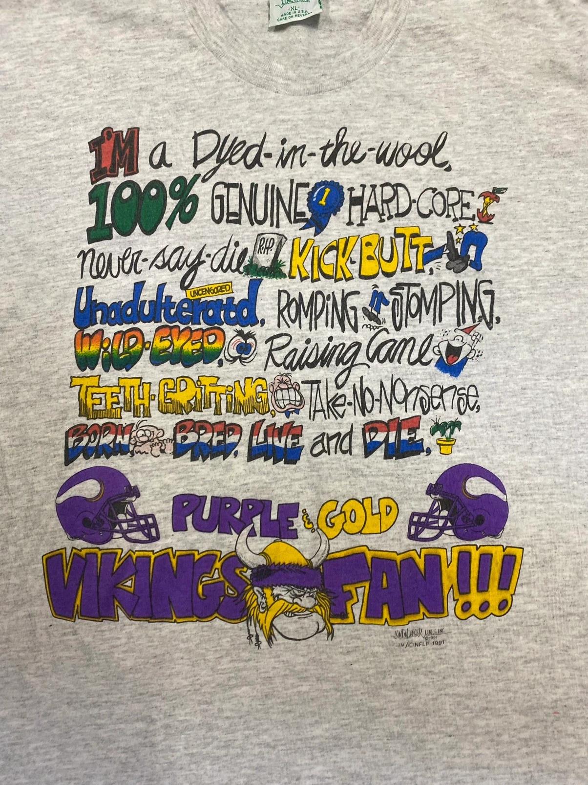 Vikings NFL Vintage Style Sweatshirt T-shirt Ideal Gift for NFL Fans - Image 2