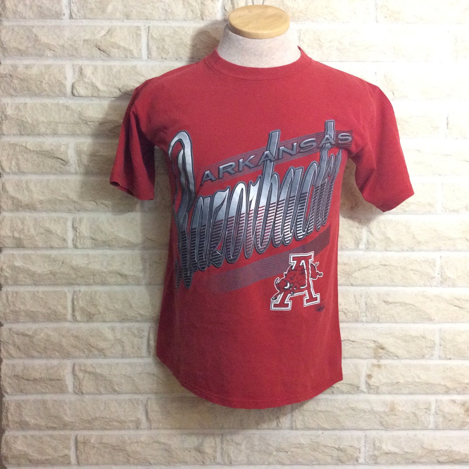 Vintage 1990'S Arkansas Razorbacks Shirt Arkansas Razorbacks Hoodie Sweatshirt Shirt Gift For Ncaa Fans