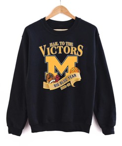 Vintage 80S Michigan Wolverines Sweatshirt Hoodie Shirt With Vintage Michigan Wolverine Logo