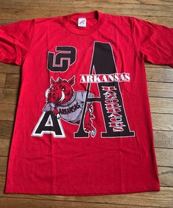 Vintage 80S Single Stitch Arkansas Razorbacks Football T Shirt, Sweatshirt, Hoodie Full Size Show Your Razorbacks Spirit
