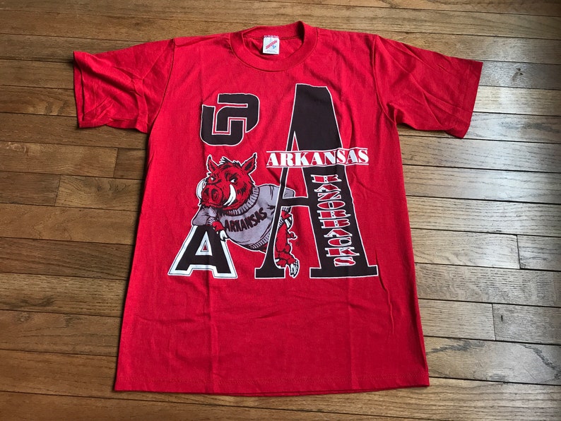 Vintage 80S Single Stitch Arkansas Razorbacks Football T Shirt, Sweatshirt, Hoodie Full Size Show Your Razorbacks Spirit