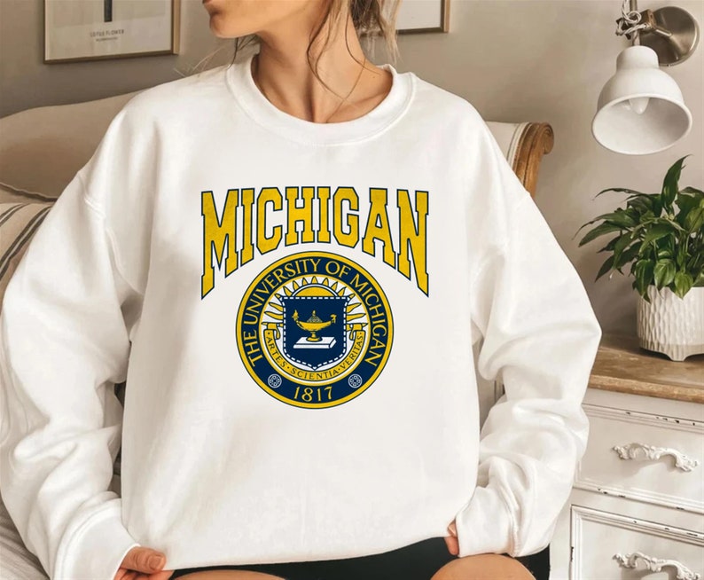 Vintage 90S Michigan Wolverines Sweatshirt Or Hoodie Shirt, Retro U Of M Apparel Gift