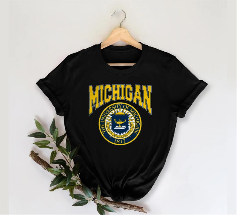 Vintage 90S Michigan Wolverines Sweatshirt Or Hoodie Shirt, Retro U Of M Apparel Gift - Image 4
