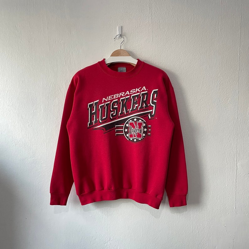 Vintage 90S Nebraska Huskers Crewneck Red Sweatshirt Sportswear Ncaa Fans
