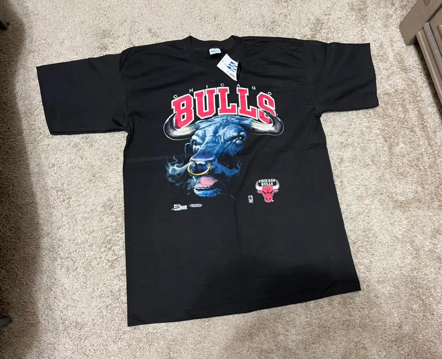 Vintage Chicago Bulls T-Shirt, Hoodie, And Sweatshirt Gift For Chicago Bulls Fans