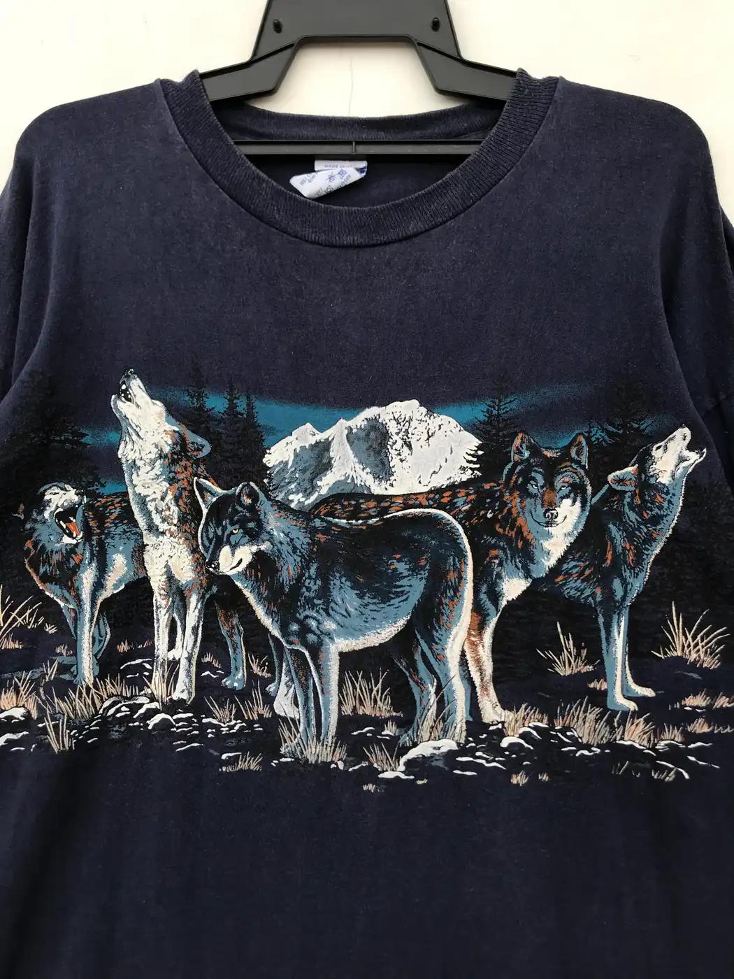 Vintage Group Of Wolf T-Shirt Sweatshirt Pullover Hoodie Reprinted - Image 2