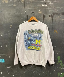 Vintage Michigan '97 Champions Shirt Hoodie, T-Shirt, Sweatshirt - Full Size Gifts For Ncaa Fans