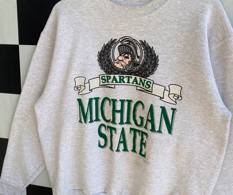 Vintage Michigan State University Sweatshirt Perfect Gift For Fans Of The Spartans Michigan State Weatshirt Gift - Image 2