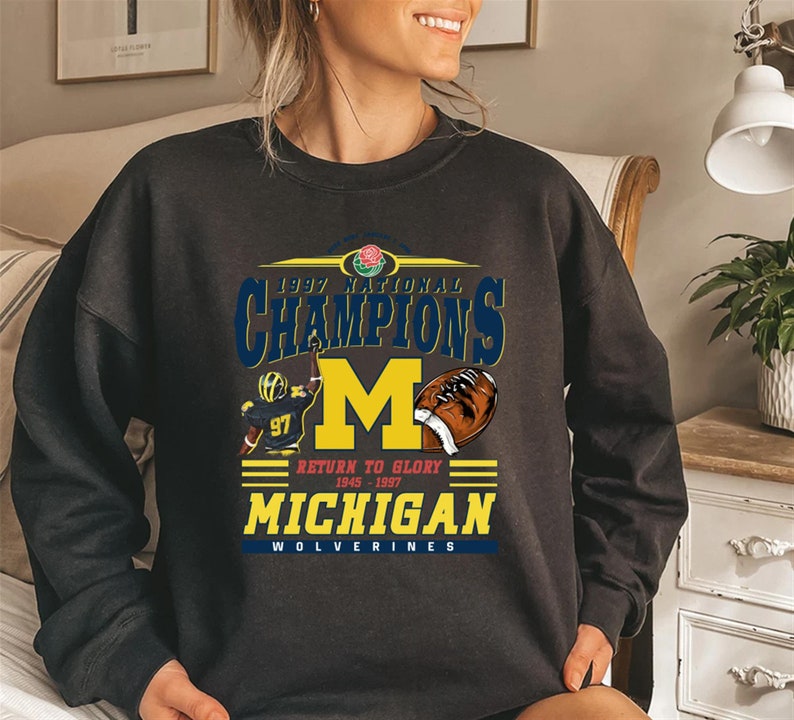 Vintage Michigan Wolverines Football Shirt With Vintage 1997 Michigan Wolverines Rose Bowl Football Crewneck Sweatshirt - Image 2