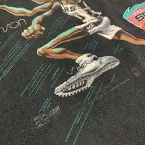 Vintage San Antonio Spurs David Robinson Sweatshirt Pullover Hoodie Reprinted Gift For Bna Fans - Image 2
