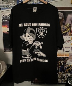 Vintage Style 00s NFL Oakland Raiders Sweatshirt T-shirt Ideal Gift for NFL Fans