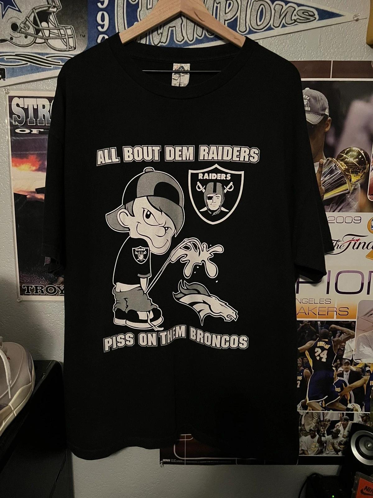 Vintage Style 00s NFL Oakland Raiders Sweatshirt T-shirt Ideal Gift for NFL Fans