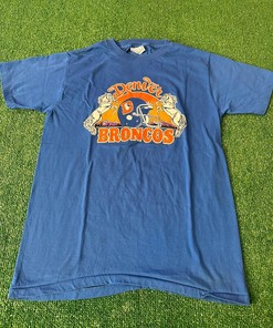 Vintage Style 1990s NFL Denver Broncos Single Stitch Sweatshirt T-shirt Ideal Gift for NFL Fans