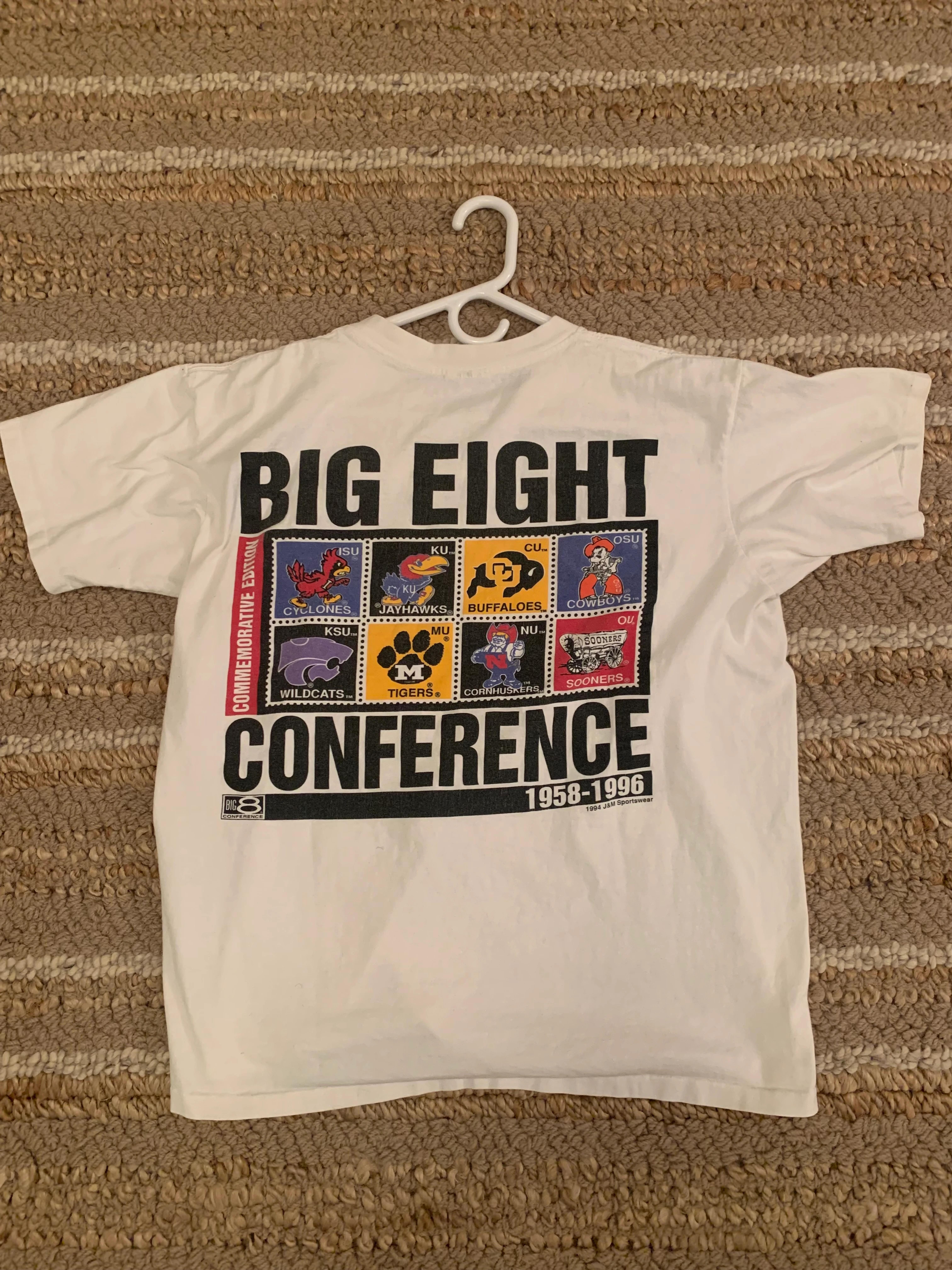 Vintage Style 1994 Big Eight Conference Basketball 90S University American Sweatshirt Gifts For Ncaa
