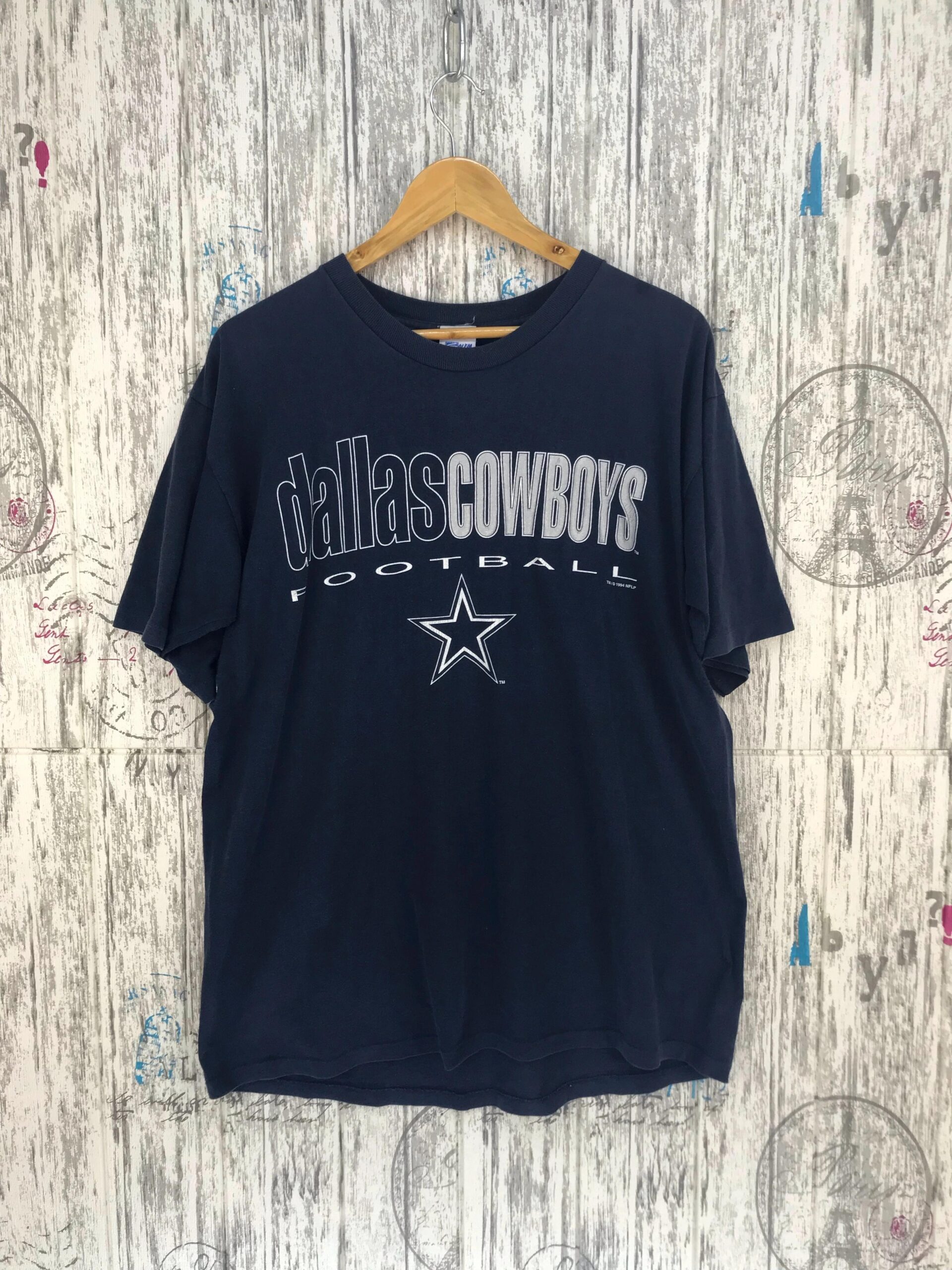 Vintage Style 1994 NFLP Dallas Cowboys Football Sweatshirt T-shirt Ideal Gift for NFL Fans