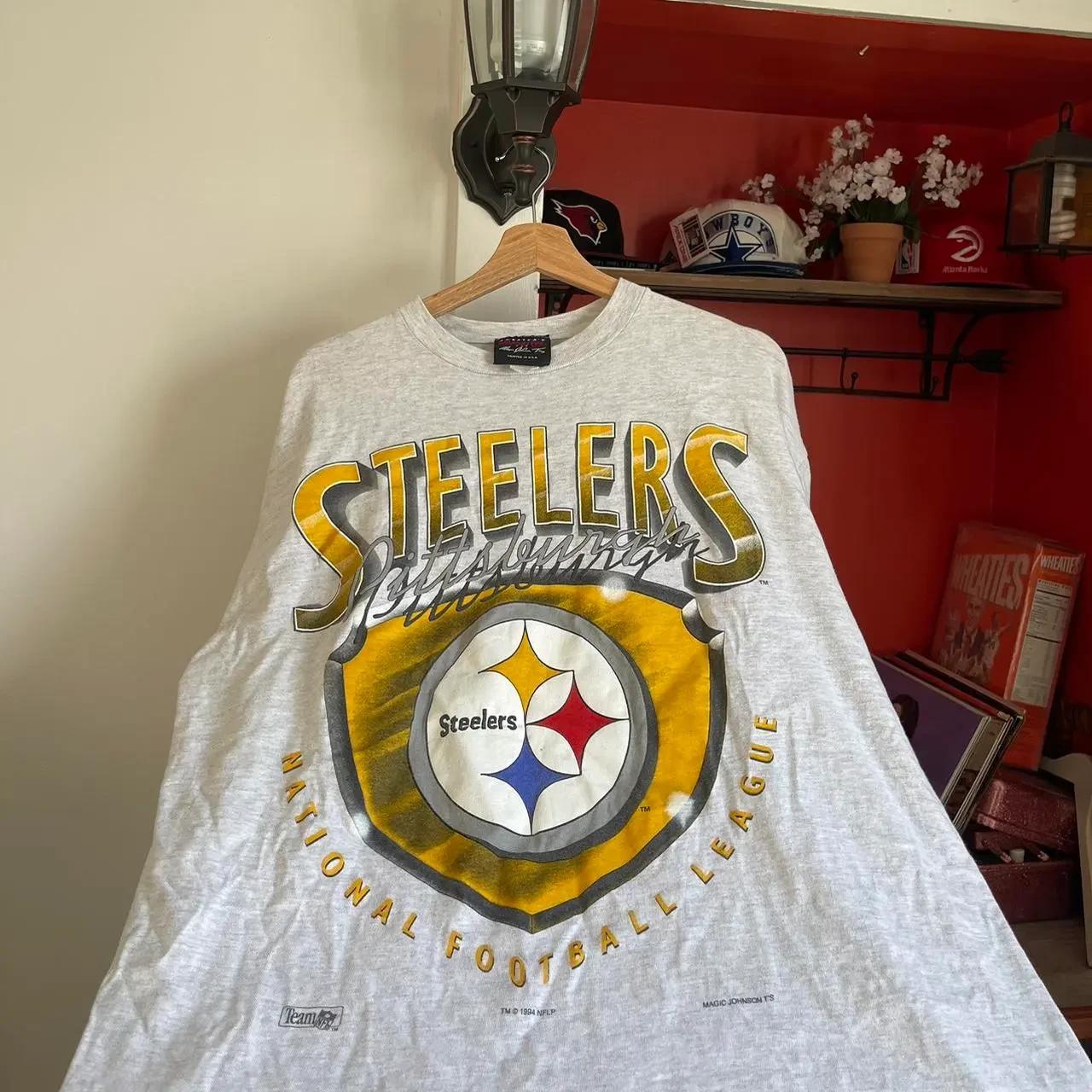 Vintage Style 1994 Pittsburgh Sweatshirt T-shirt Ideal Gift for NFL Fans - Image 2