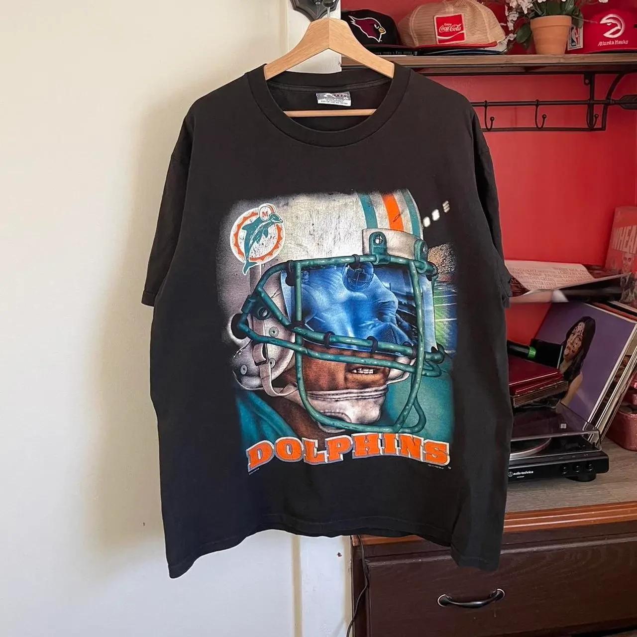 Vintage Style 1996 Miami Dolphins Sweatshirt T-shirt Ideal Gift for NFL Fans