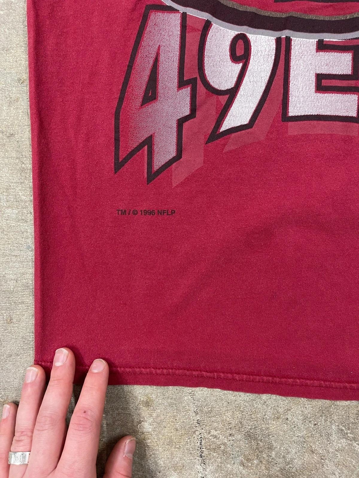 Vintage Style 1996 San Fransisco 49Ers Faded Maroon Sweatshirt T-shirt, NFL Football Teams Gifts For Fans - Image 2