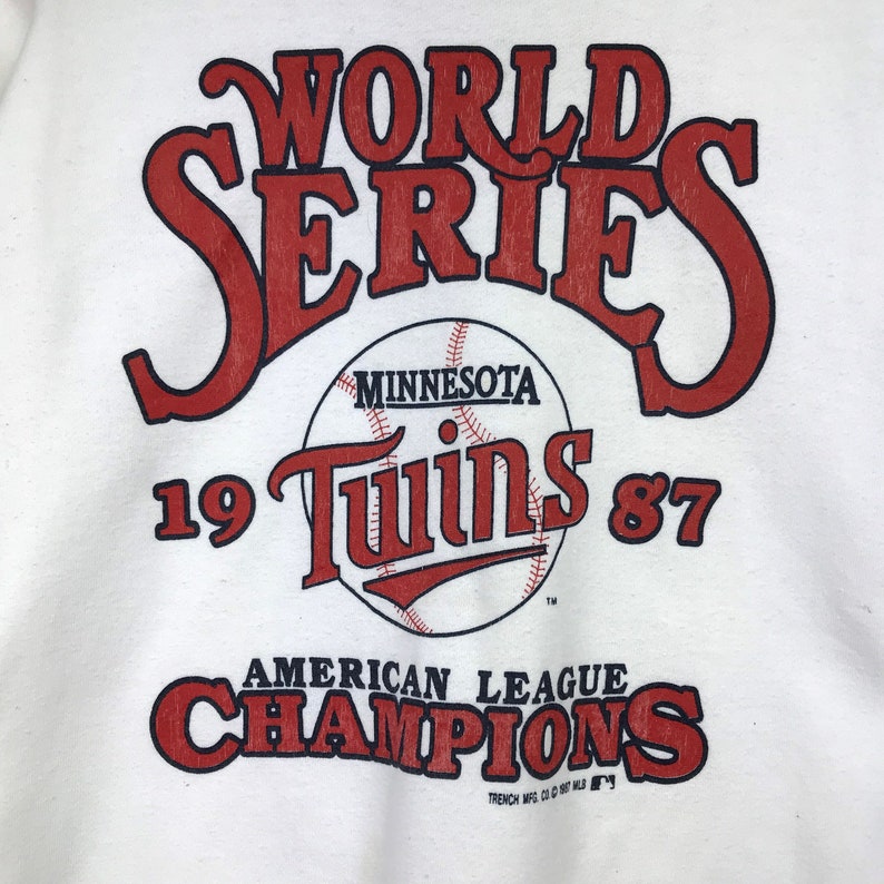 Vintage Style 80’S Mlb Minnesota Twins Sweatshirt, Minnesota Twins Sweater Pullover Mlb Minnesota Twins Print Logo - Image 2