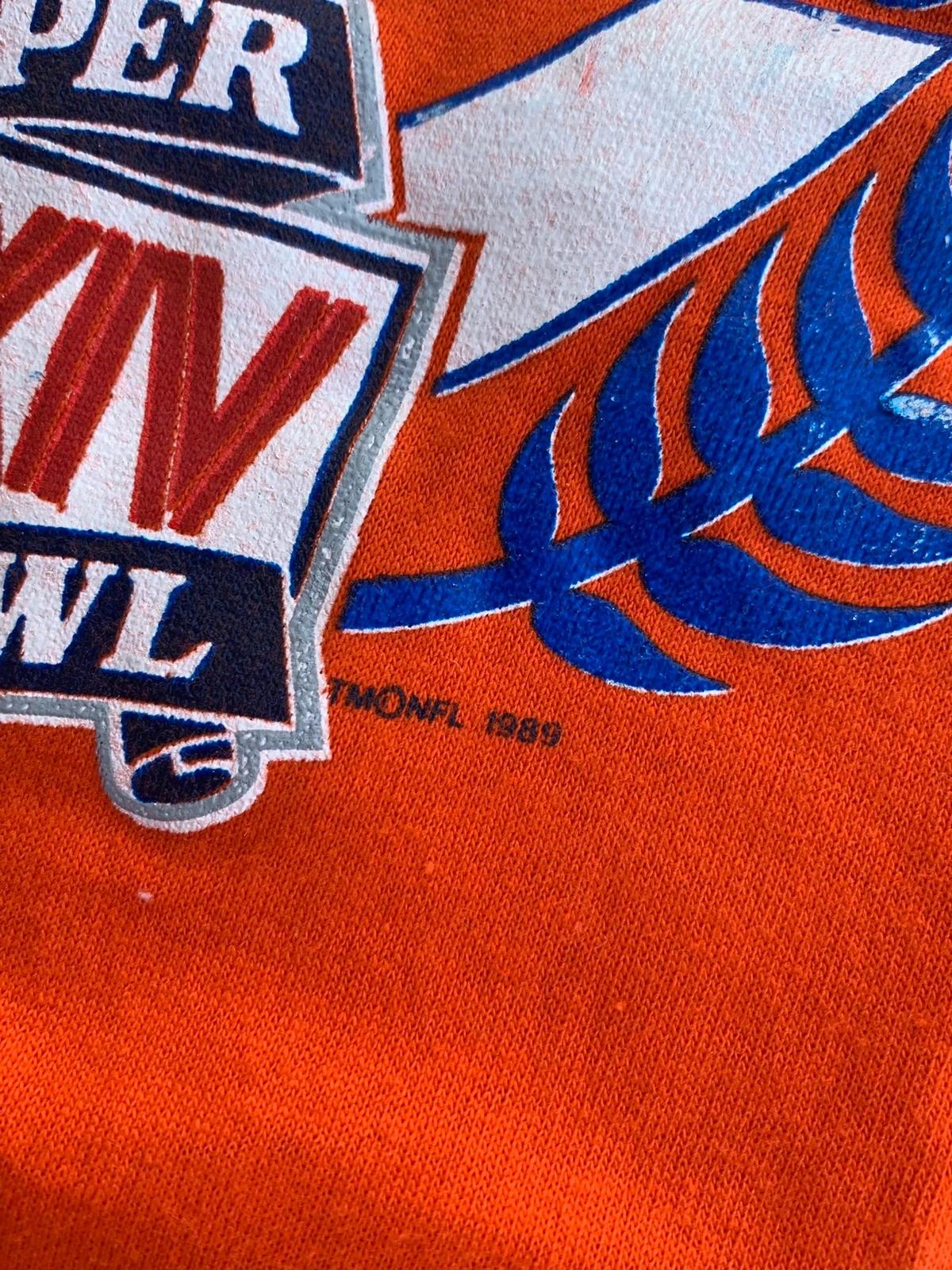Vintage Style 80s Broncos Sweatshirt T-shirt, NFL Football Teams Gifts For Fans