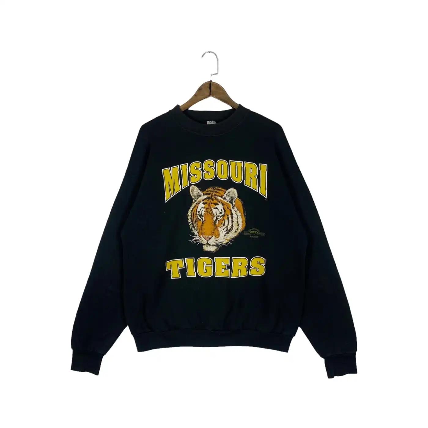 Vintage Style 90S 3D Print Missouri Tigers T-Shirt Sweatshirt Hoodie American Football Gifts Lover