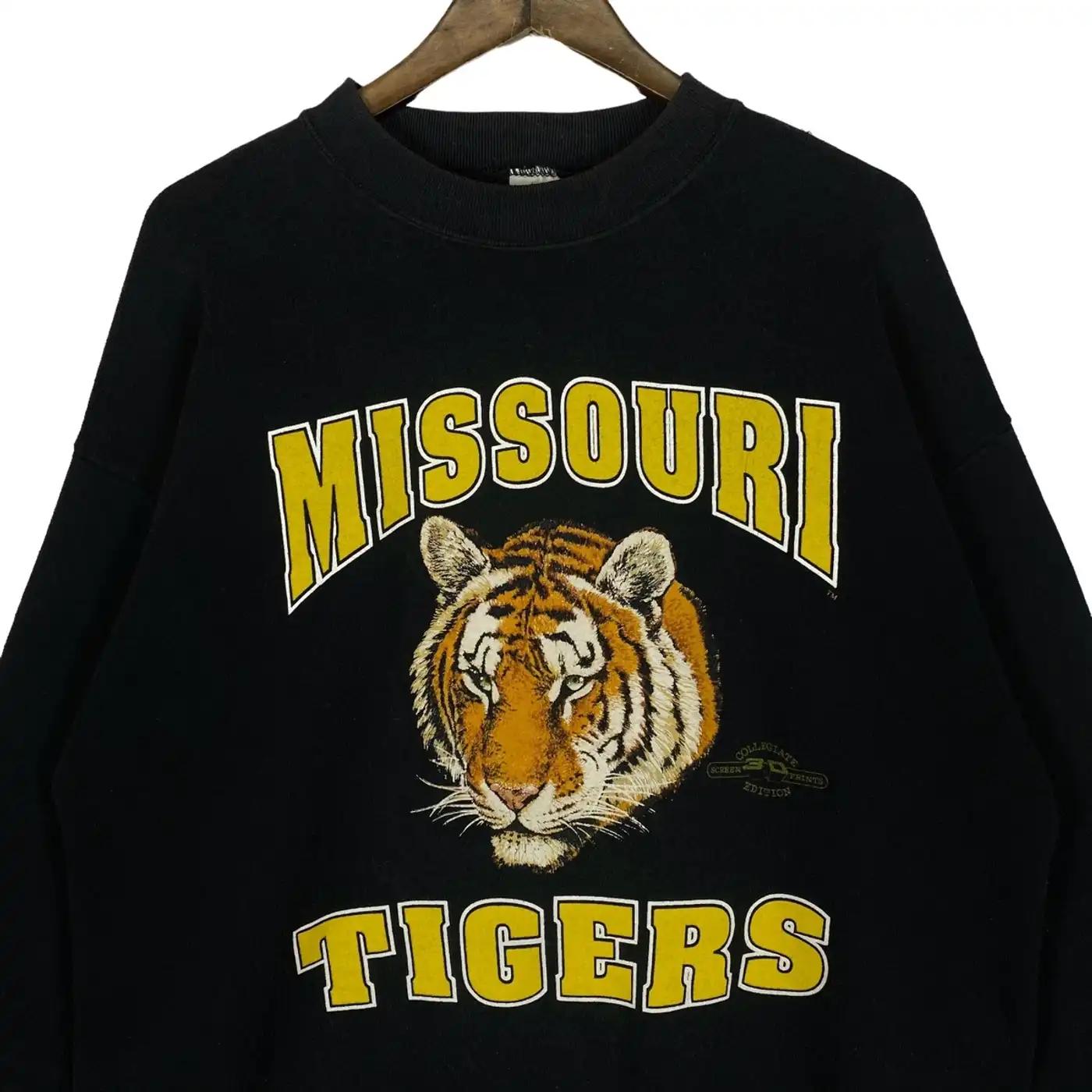Vintage Style 90S 3D Print Missouri Tigers T-Shirt Sweatshirt Hoodie American Football Gifts Lover - Image 2