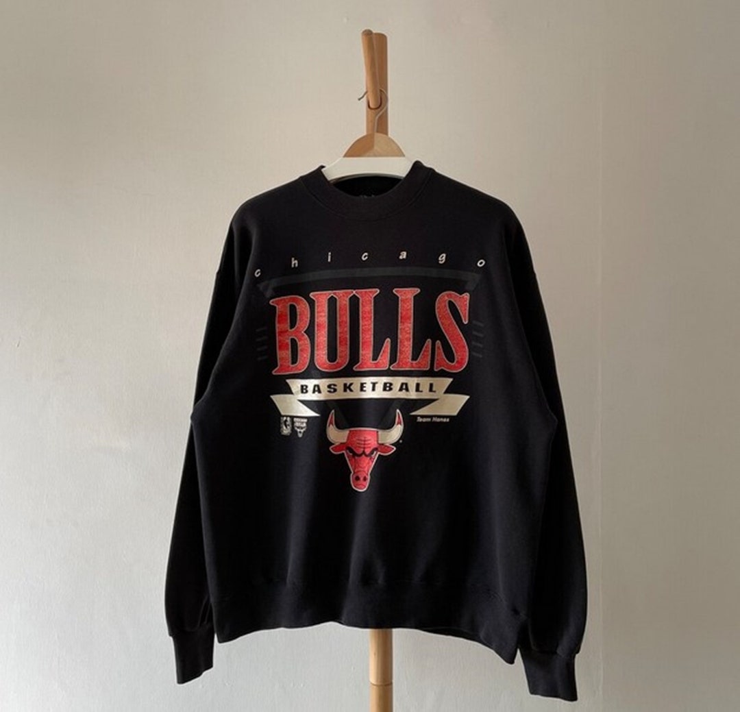 Vintage Style 90S Chicago Bulls Basketball Crewneck Sweatshirt Perfect Gift For Him Or Her, Chicago Bulls Shirt
