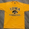Vintage Style 90S Iowa Hawkeyes Single Stitch Made In Usa Sweatshirt Hoodie Football Game Day T-Shirt Lover