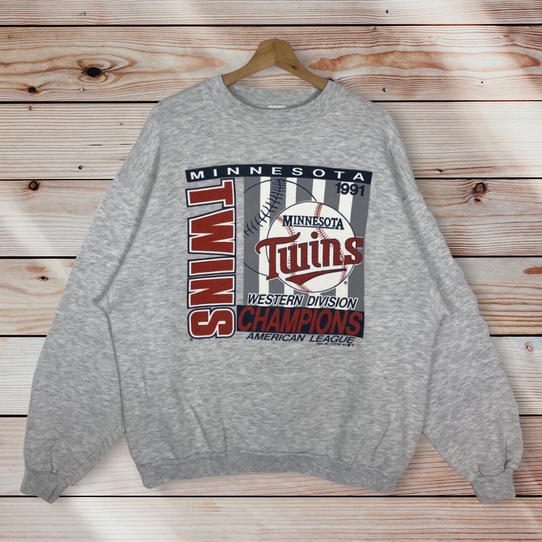 Vintage Style 90’S Mlb Minnesota Twins Sweatshirt Minnesota Twins Sweater Pullover Mlb Minnesota Twins Print Logo