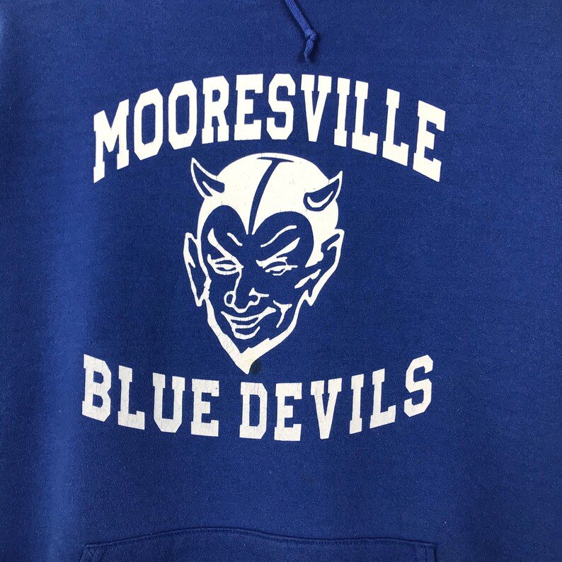 Vintage Style 90’S Mooresville Blue Devils Football Pullover Hoodie Sweater Pullover - Image 2