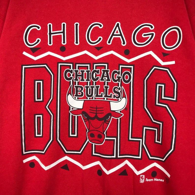 Vintage Style 90’S Nba Chicago Bulls Crewneck Sweatshirt, Nba Chicago Bulls Sweater Pullover - Image 2
