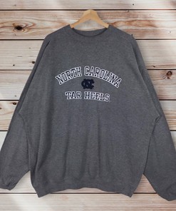 Vintage Style 90’S North Carolina University Tar Heels Crewneck Sweatshirt